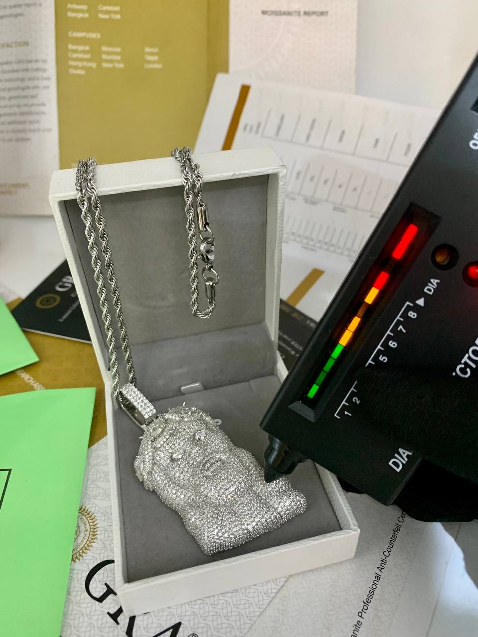 BIG VVS Moissanite Diamond
Full Ice Jesus Pendant