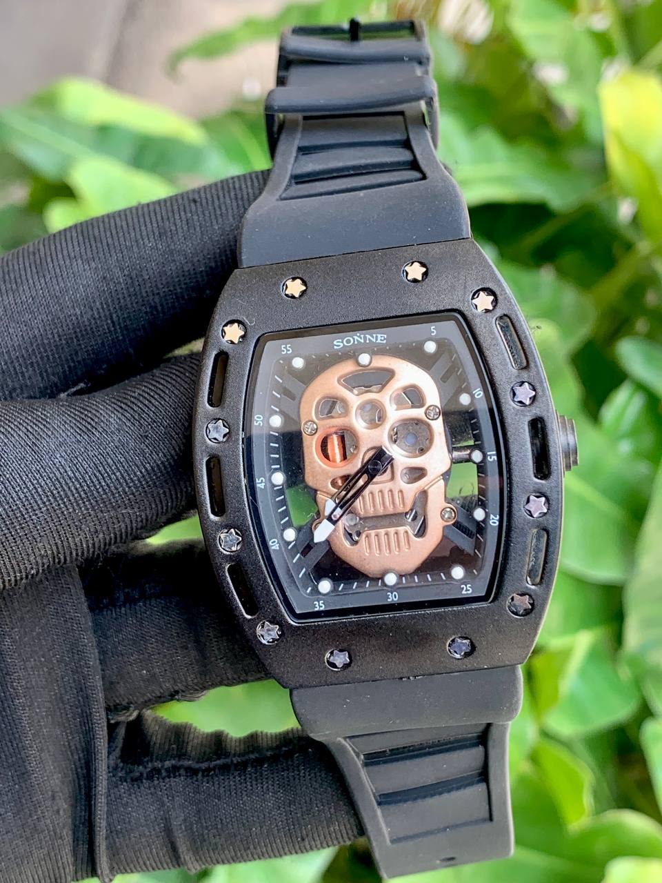 Semi High-Grade Affordable BAOGELA Skull Watch