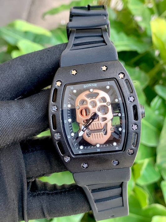 Semi High-Grade Affordable BAOGELA Skull Watch