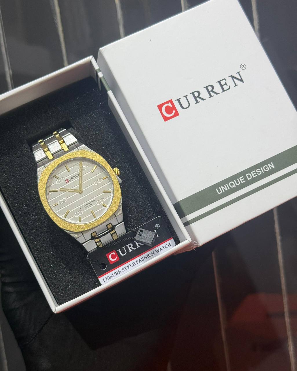 Curren 8444 Men’s Quartz Wristwatch